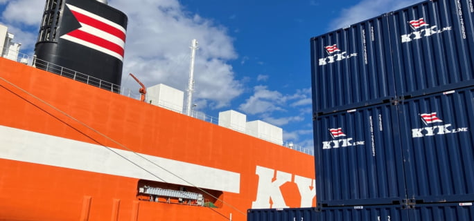 国際コンテナフィーダーサービス